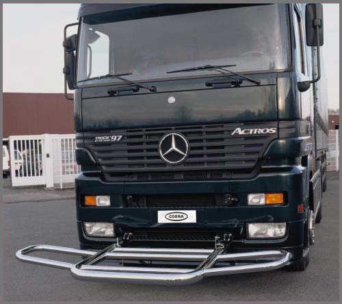 Mercedes Actros Mega Space - Кенгурятник 90мм, нержавейка, откидывающаяся, только для автомобилей с пластинчатыми рессорами