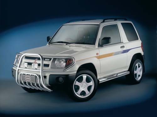 Mitsubishi Pajero Pinin ( IO ) с 00 - Трубы боковые с площадкой для ноги, нержавейка,3-х дверная модель