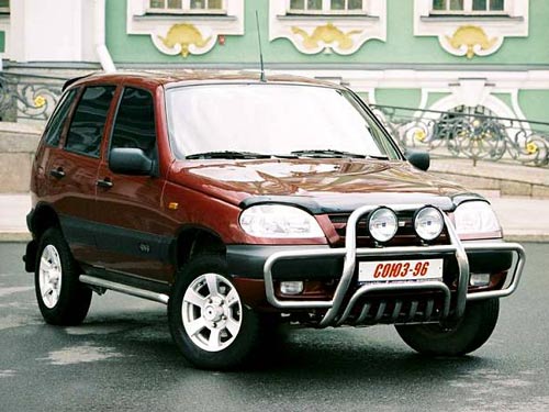 Chevrolet Niva/Lada с 2003 - Решётка передняя с защитой бампера d 60 Chevrolet Niva