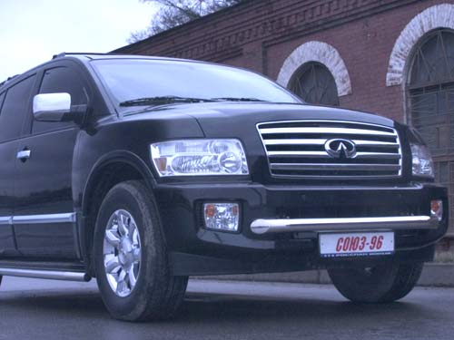 Infiniti QX 56 -    d76  
